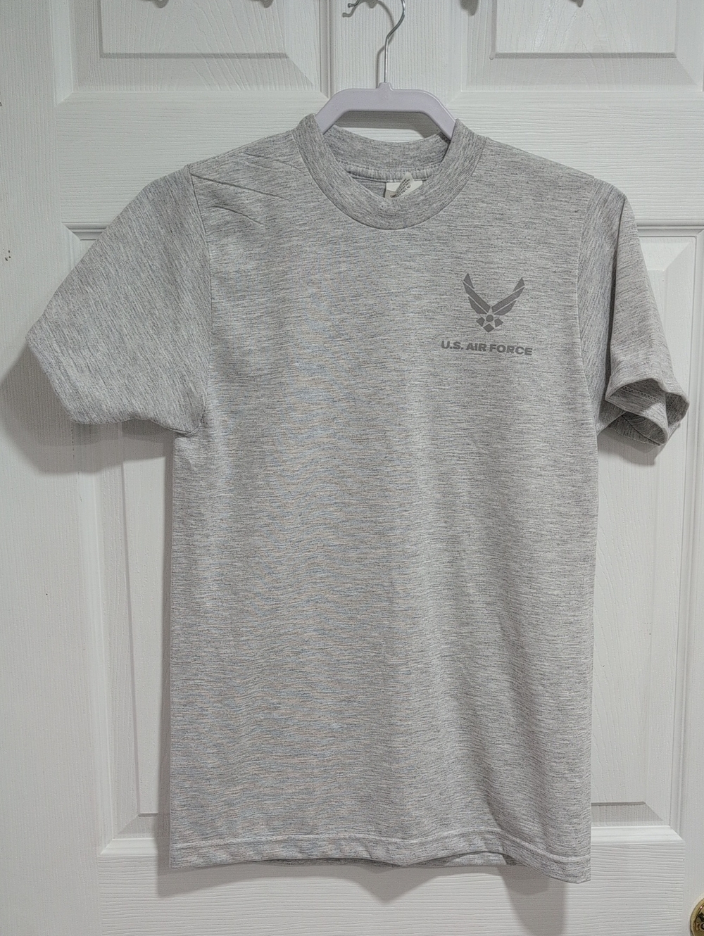 Men’s Heather Gray Performance Tee